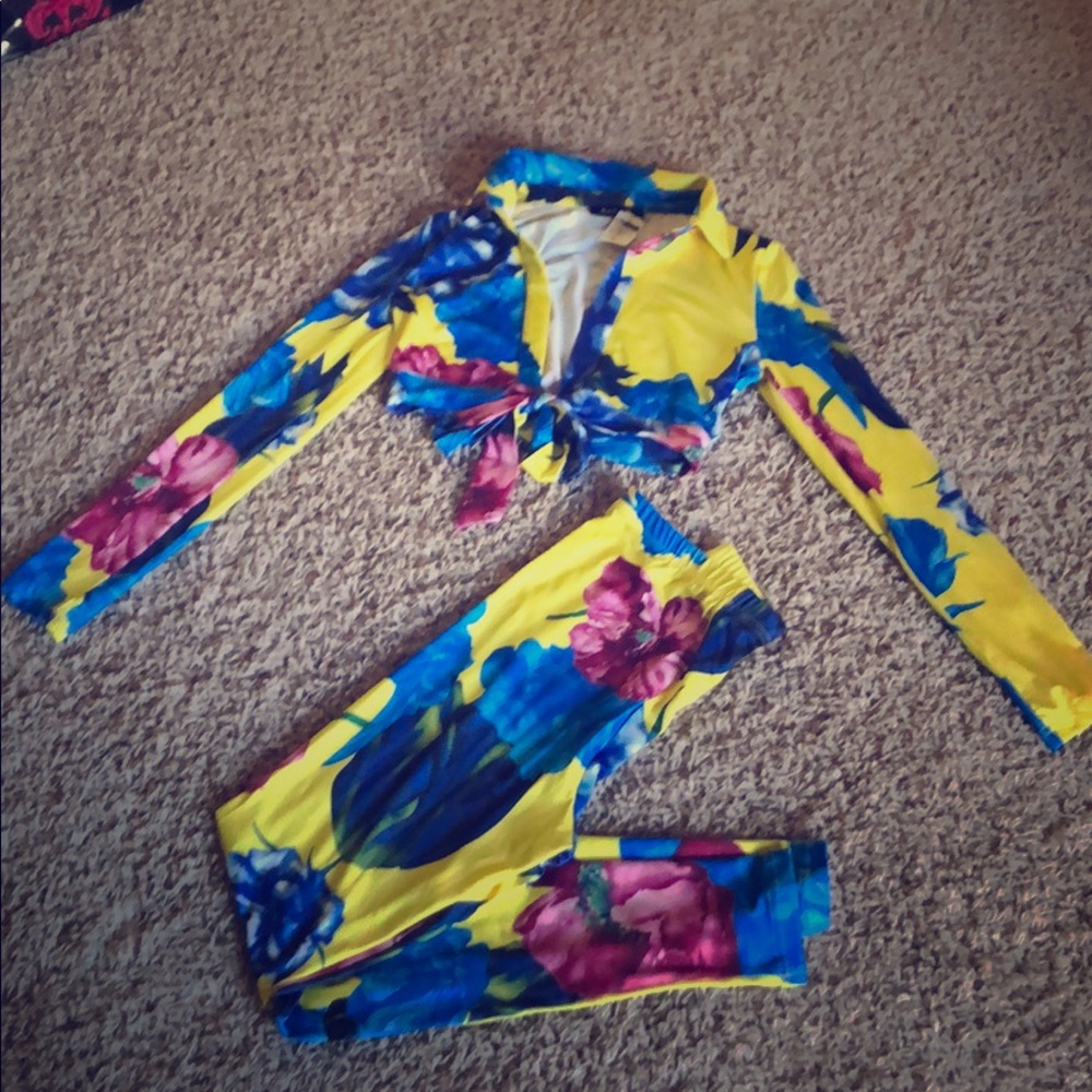 Two piece outfit, size S